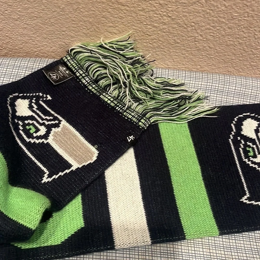 Seattle Seahawks NFL Football Reversible Scarf